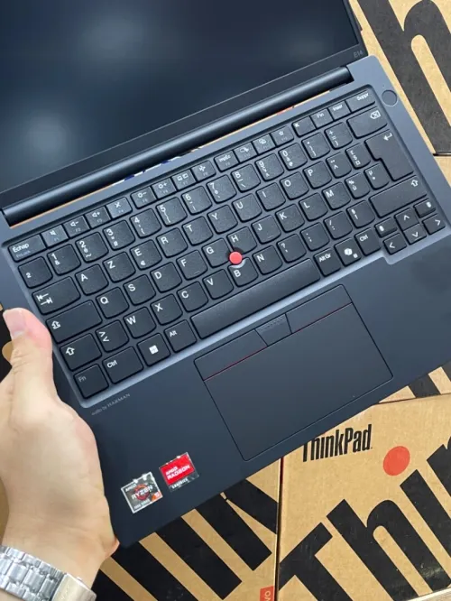 LENOVO THINKPAD E14 GEN 6 RYZEN 5 7535U 16GB 256G SSD 14" AZERTY NEUF