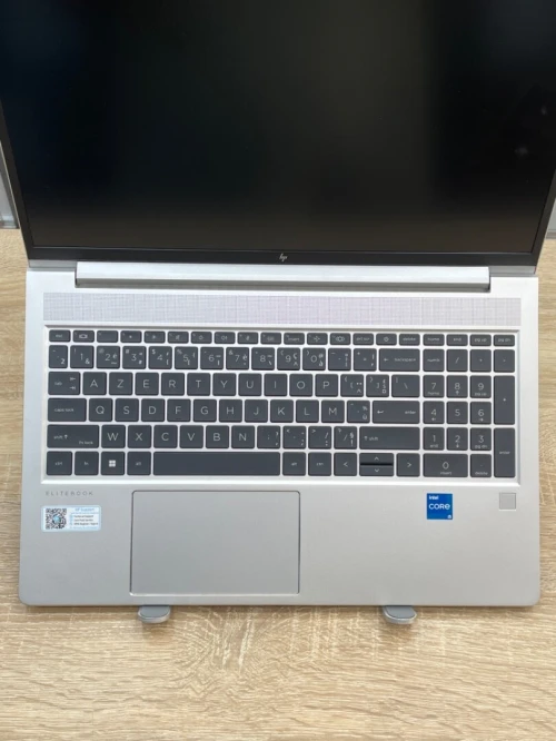 HP ELITBOOK 650 G10 i5 1335U 16G 256G SSD 15.6 POUCE LTE 4G neuf AZERTY