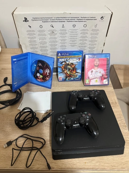 Ps4 slim