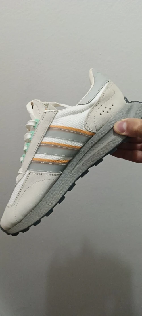 Basket adidas