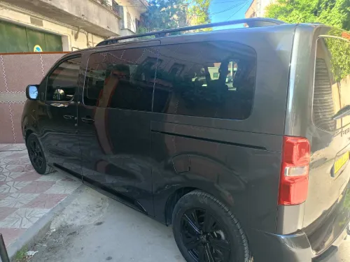 Peugeot Expert 2025 Combi