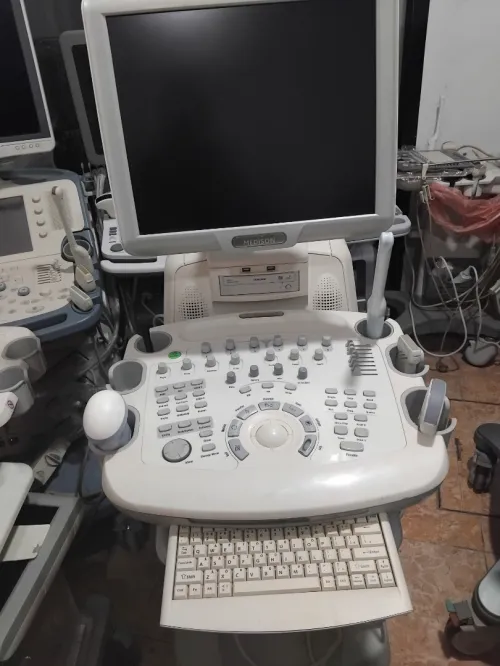 Echographe medison soneace X8 4D