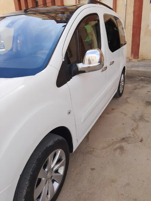 Peugeot Partner 2017 Tepee