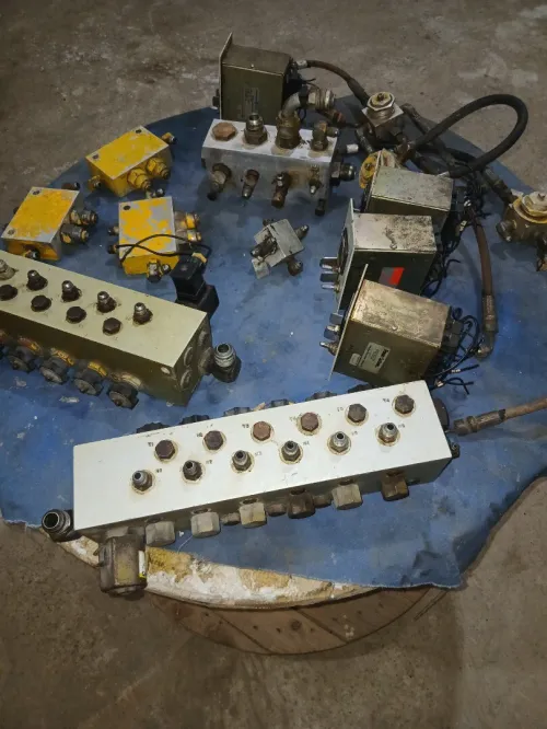 Power curber pieces détachés