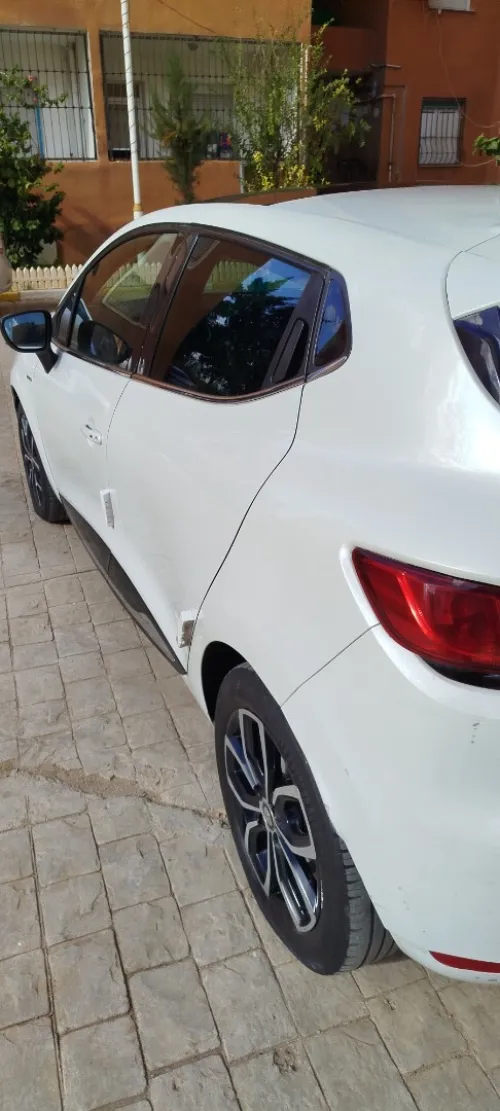 Renault Clio 4 2019 Limited 2