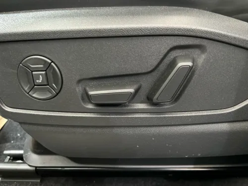 Audi Q5 2026 S LINE