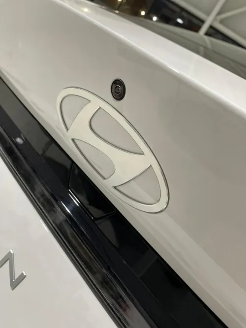 Hyundai ELANTRA 2025 