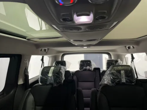 Peugeot Traveller 2025 VIP