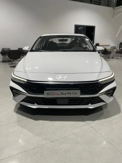 Hyundai Elantra 2025 
