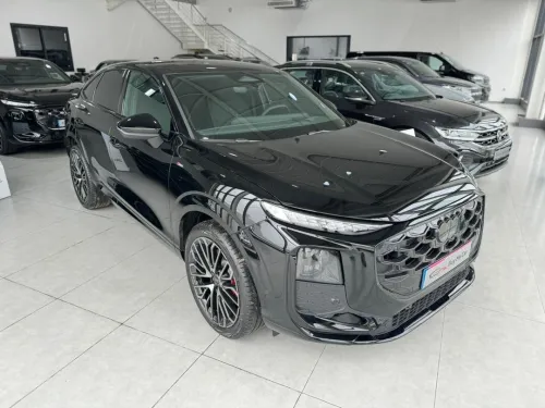 Audi Q3 2026 S LINE