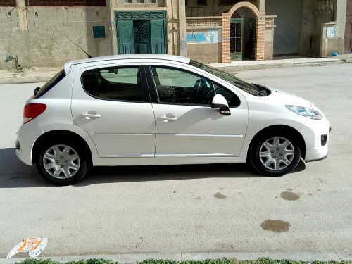 Peugeot 207 plus 2013 207 plus