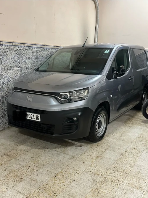 Fiat Doblo 2024 Italie ( code QR OK)