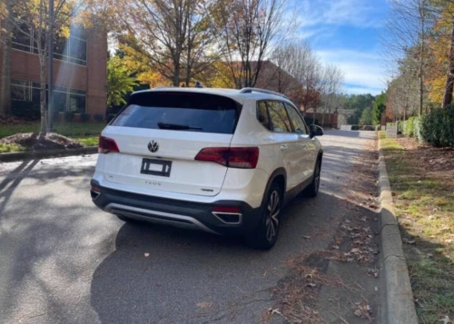 Volkswagen Taos 2023 Se