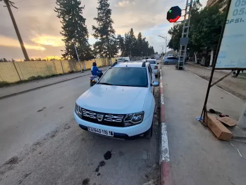Dacia Duster 2016 Valley Lauréate