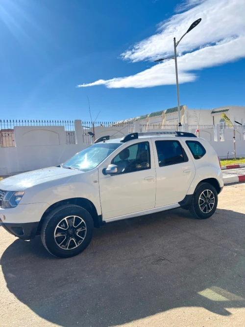 Dacia Duster 2016 Laureate