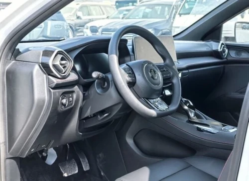 MG 5 2025 Luxury