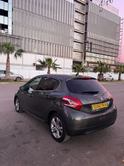 Peugeot 208 2014 208