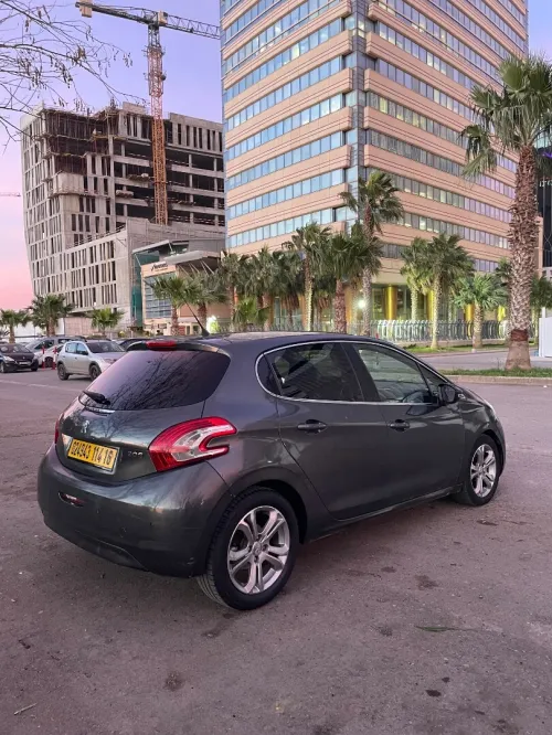 Peugeot 208 2014 208
