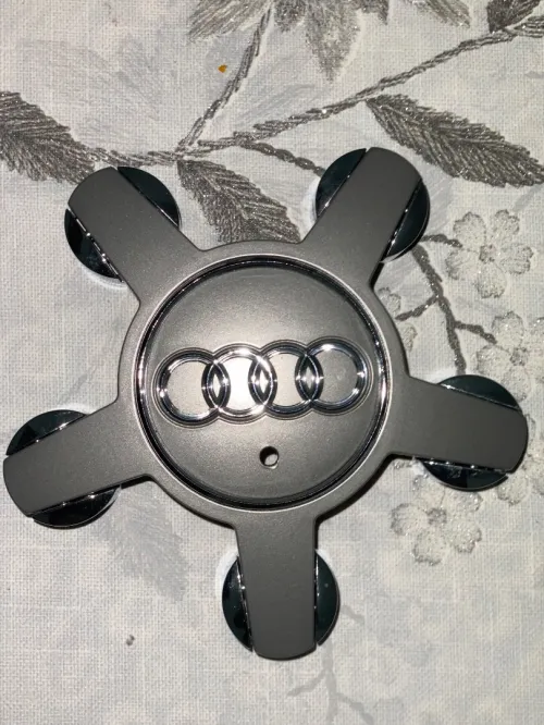 cache moyeu audi