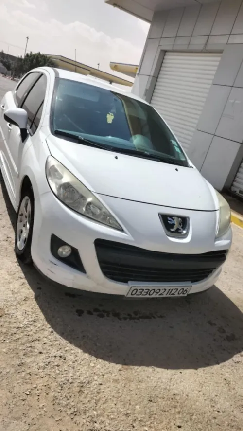 Peugeot 207 2012 1.4 simple