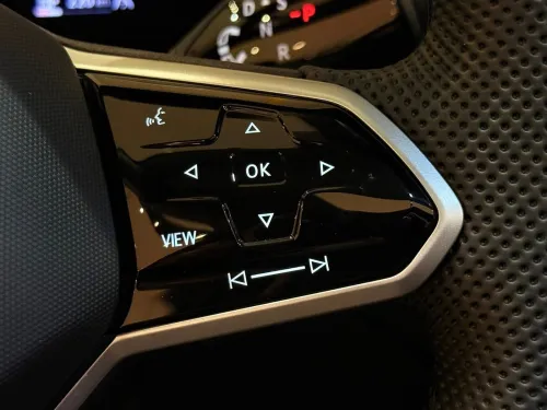 Volkswagen Passat 2025 Elegance 