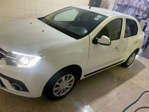 Renault Symbol 2021 Dubai
