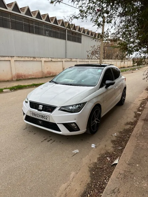 Seat Ibiza 2018 HIGH
