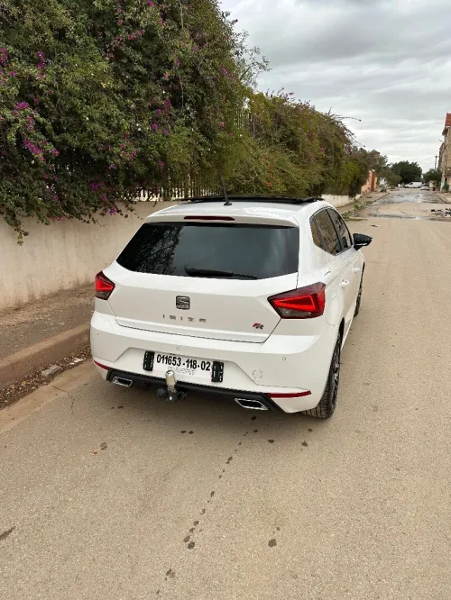 Seat Ibiza 2018 HIGH