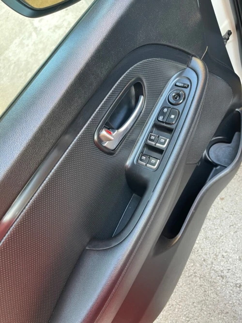 Kia Carens 2015 