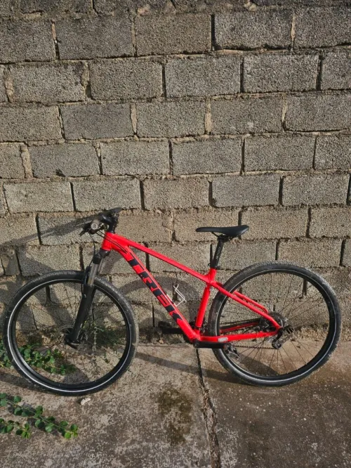 Vélo Trek Marlin 6 