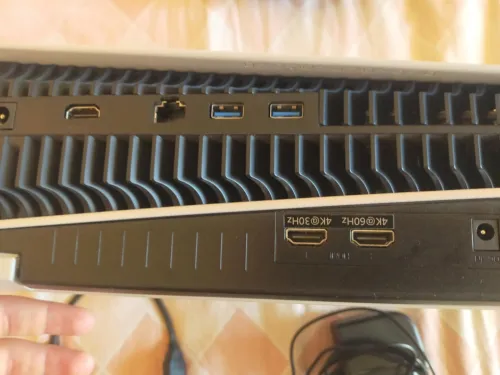 PS5 Fat + Écran Portable Full HD + Accessoires 