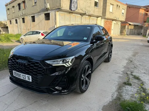 Audi Q3 2022 Black Black