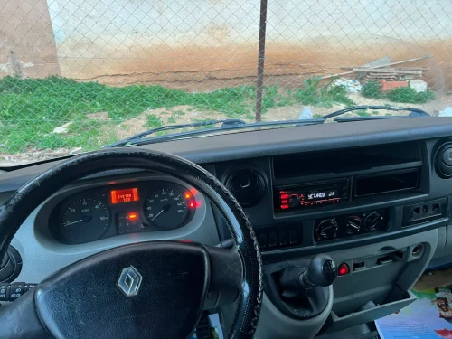 master 2 mongol Renault 2004