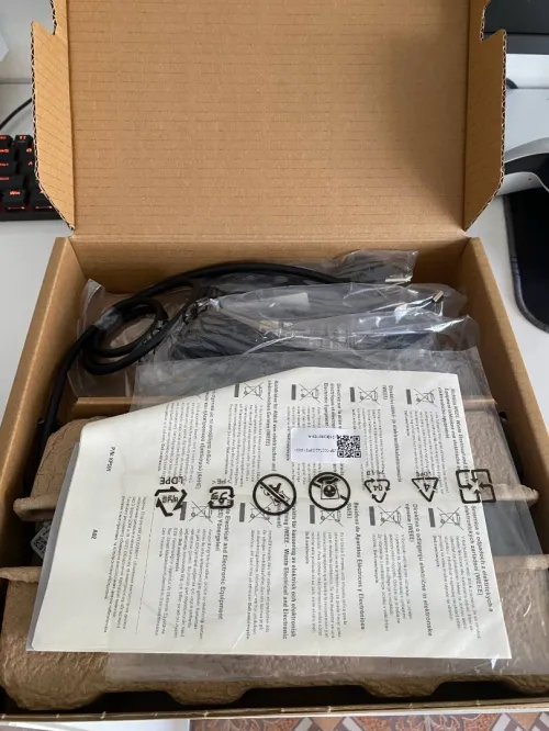 DELL DOCKING STATION WD19S 180W JAMAIS UTILISÉ
