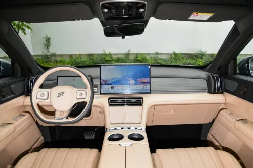 Jetour X70 L 2026 