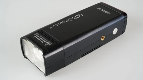 FLASH AD200 GODOX