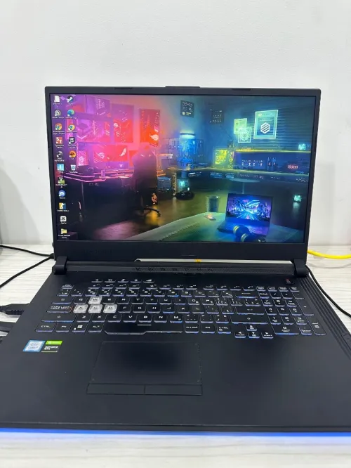 ROG STRIX