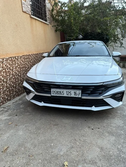 Hyundai Elentra 2025 