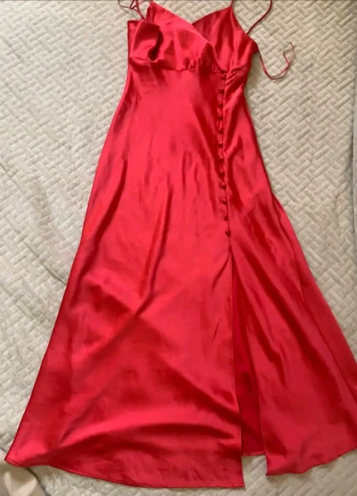 Robe rouge satin Zara 