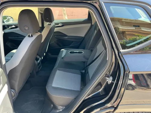 Volkswagen Taos 2023 SE Black 