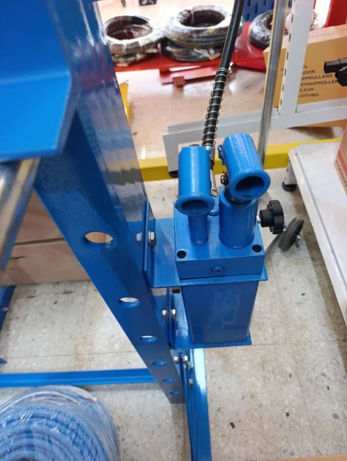 Press hydraulique 