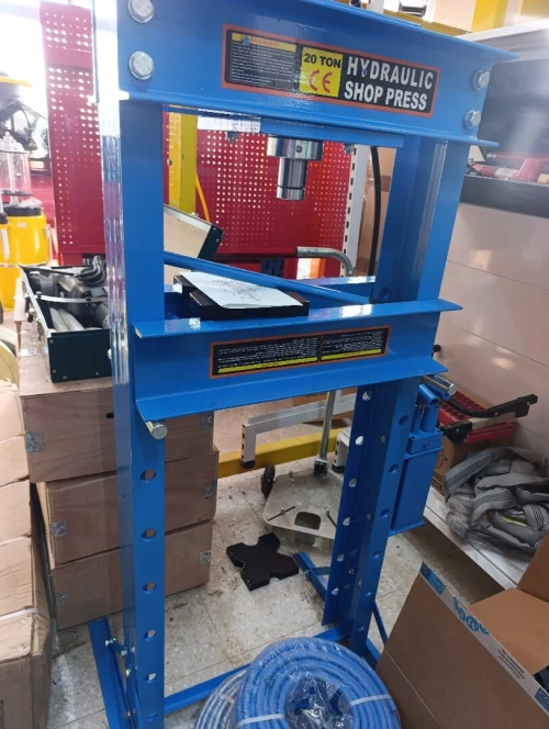 Press hydraulique 