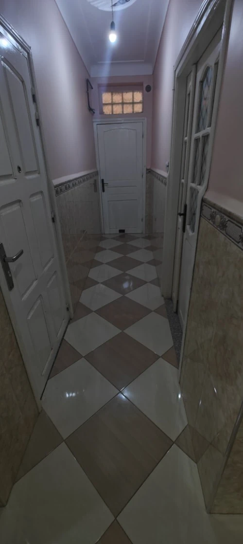 Vente Appartement Niveau de villa F5 Bouira Lakhdaria