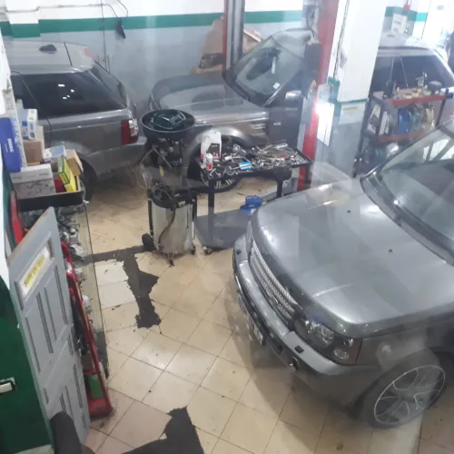 RANGE ROVER JAUAR LAND ROVER