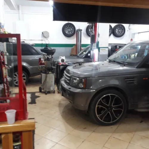LAND ROVER RANGE ROVER JAGUAR CHERAGA 