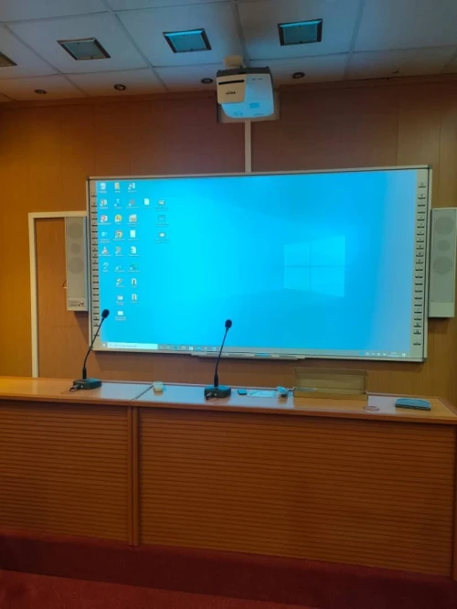 TABLEAU BLANC INTERACTIF