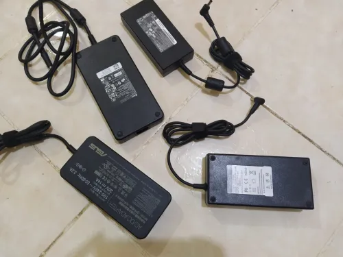 Chargeurs Laptops ASUS / DELL / MSI
