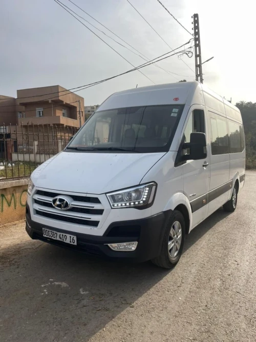 location mini bus avec chauffeur 
