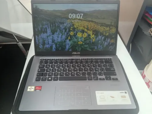 PC Portable ASUS D415DA / AMD Athlon Gold 3150U / 12 Go RAM / SSD 256 Go