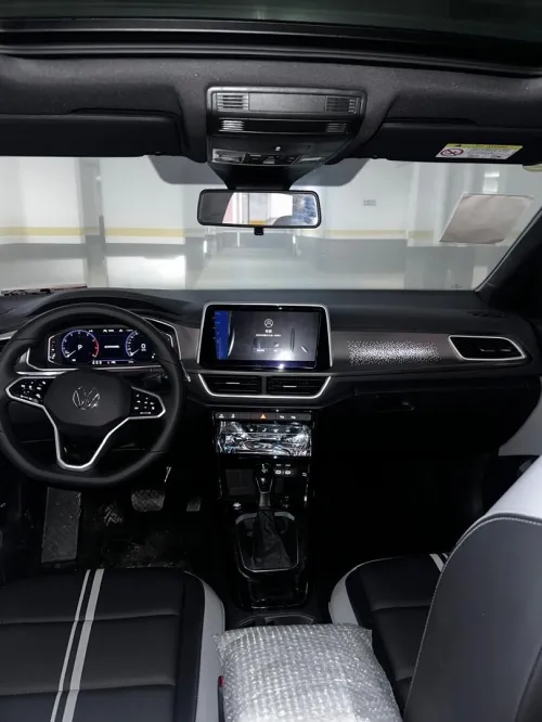 Volkswagen T-Roc 2025 R- Line Edition 